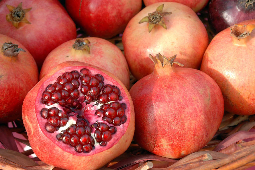 pomeg